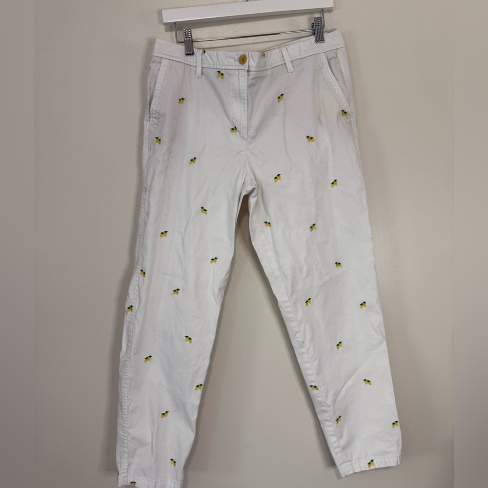 Talbots “Girlfriend chino” white with embroidered lemon design in size 12